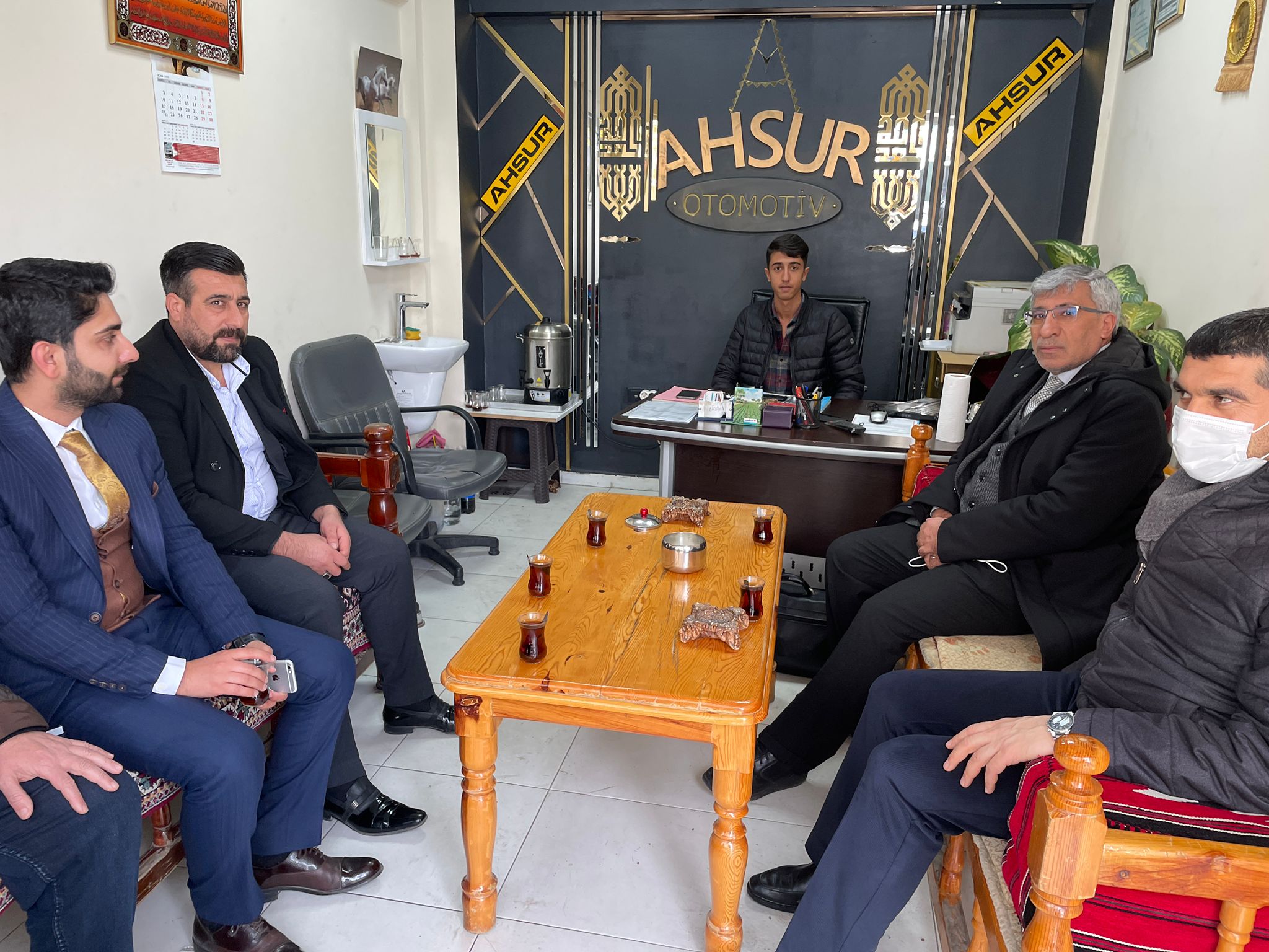 Ahsur Otomotiv sahiplerinden Ahmet Çiçek'i ziyaret ettik.