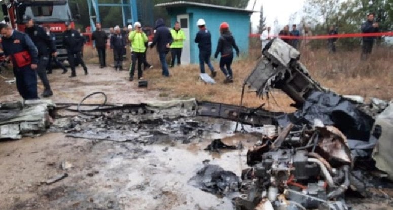 Bursa Osmangazi de düşen tek motorlu uçak da hayatını kaybeden vatandaşlara Allah tan rahmet, aileleri ve yakınlarına başsağlığı dileriz