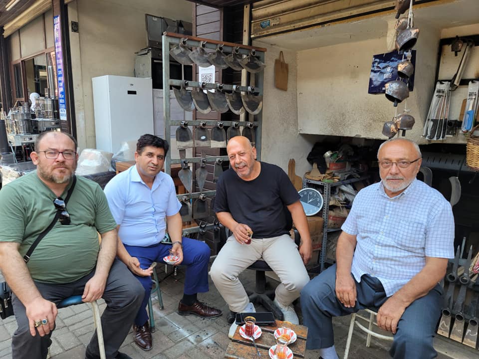Esnaf ziyaretinde sayın Ahmet Davutoğlu'nun selamlarını ilettik