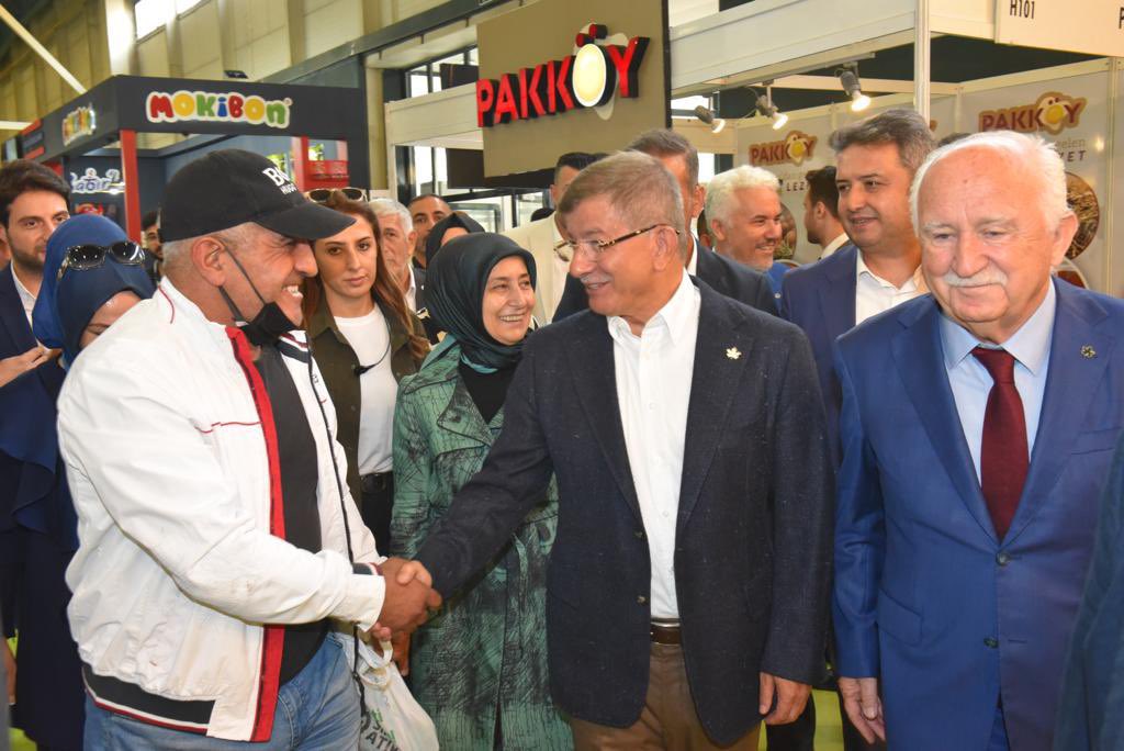 Genel Başkanımız Ahmet Davutoğlu, İl Başkanımız İsa Mesih Şahin ile birlikte, WorldFood İstanbul Uluslararası Gıda Ürünleri ve Teknolojileri Fuarı’nı ziyaret etti.