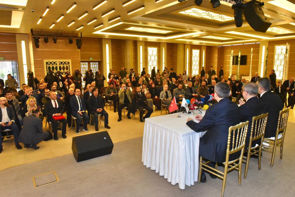 Genel Başkanımız Sayın Ahmet Davutoğlu'nun katılımlarıyla, İstanbul Basın Buluşması programımız gerçekleştirildi.