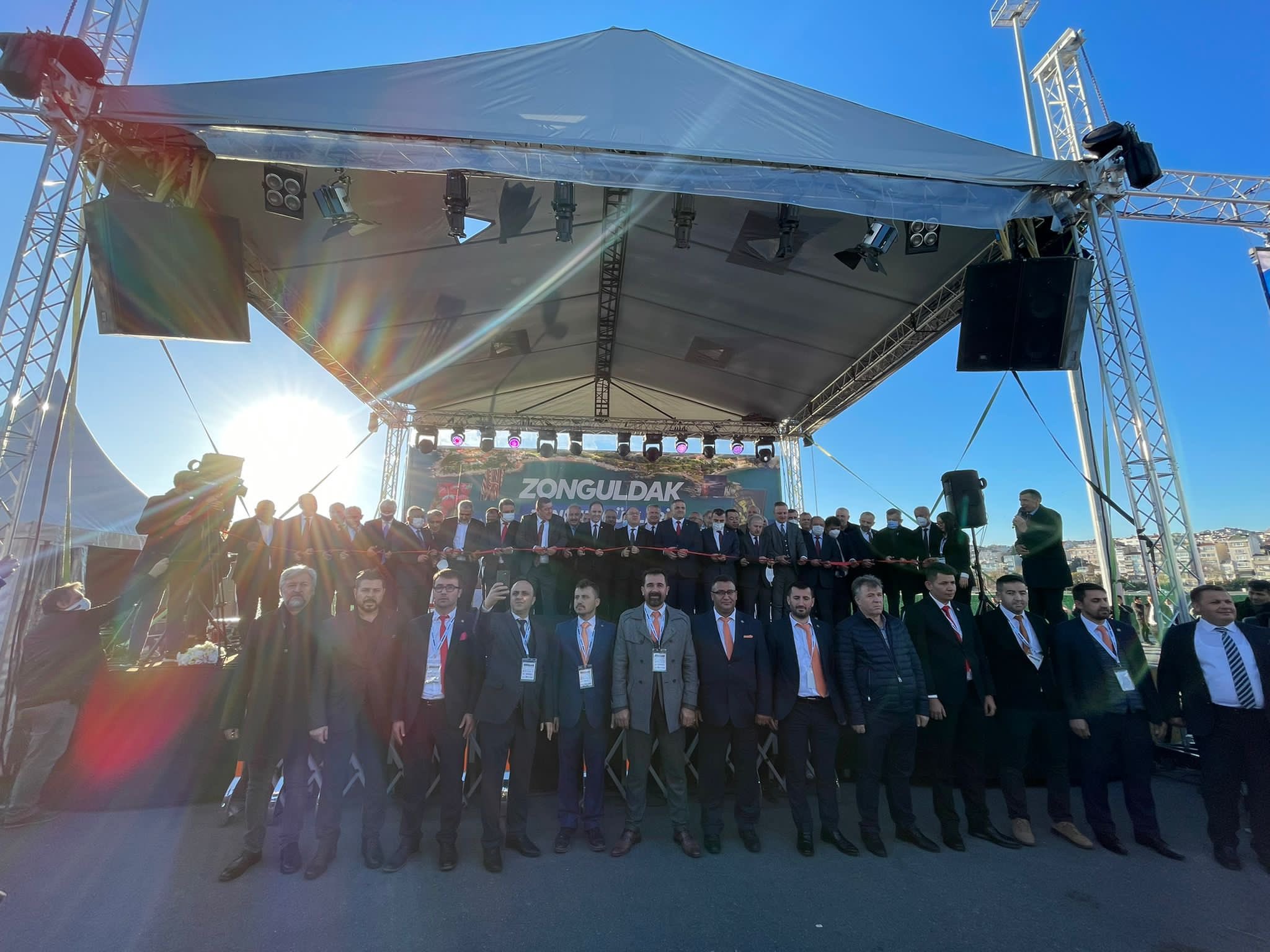 İl Başkanımız İsa Mesih Şahin, il ve ilçe teşkilat mensuplarımız ile birlikte Zonguldak Tanıtım Günleri'ne katıldı