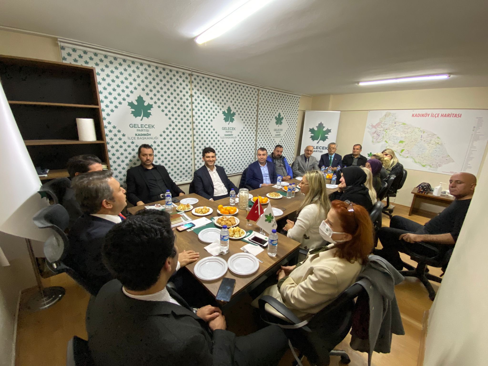 İl Başkanımız İsa Mesih Şahin, Kadıköy İlçe Yönetim Kurulu Toplantısına katıldı