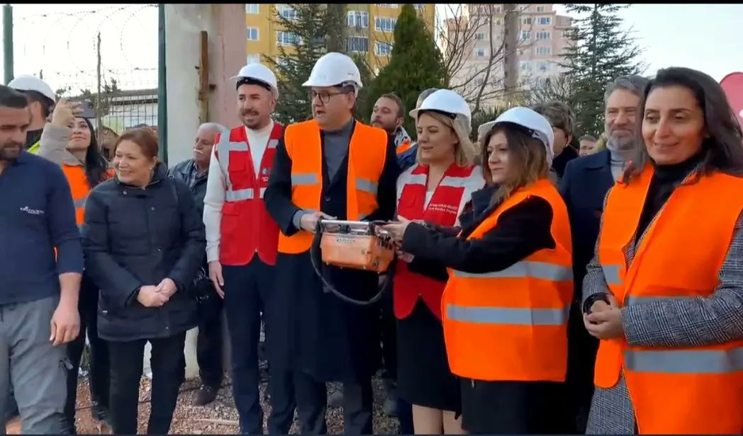 İl Başkanımız Serap Çakır ile Erenler Çınar Çocuk Evi’nin temelini atma törenine katıldık