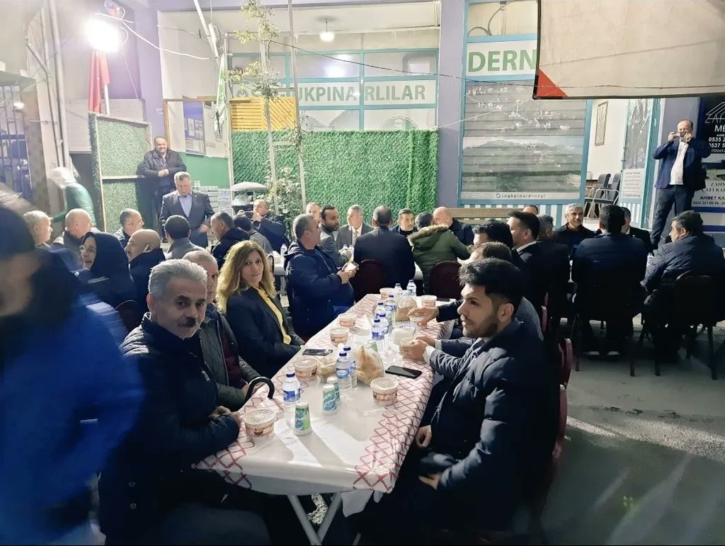 İl Başkanımız Serap Çakır,Soğukpınarlılar Derneği'nin iftar davetine katıldı