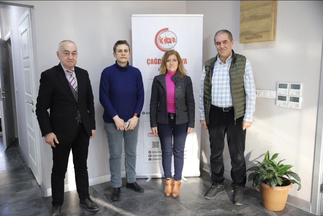 İl Başkanımız Serap ÇAKIR ve Yönetimi, Çağdaş Kocaeli Gazetesi'nde