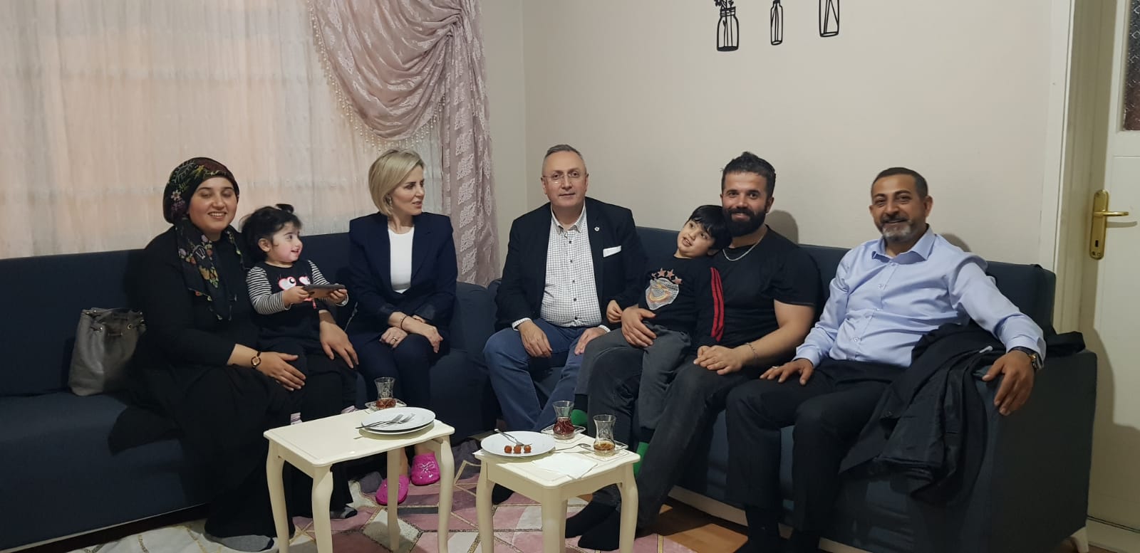 İl Başkanımız ve Osmangazi İlçe Başkanımız Bir ailenin iftar sofrasına katılım sağladılar