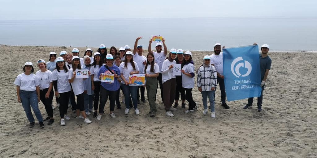 İl İletişim Başkanımız Ümit Dinçer Tekirdağ Değirmenaltı Sahili Temizleme Çalışmalarına Katıldı