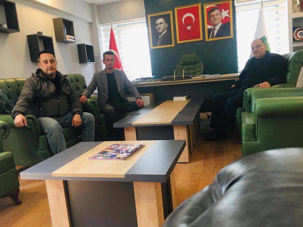 MustafaKemalPaşa İlçe Başkanımız Yakup Çetin ve İlçe Bşk. Yrd. Ali Çakır İl Başkanlığımızı ziyaret edip seçim çalışmaları ile ilgili bilgi verdiler.